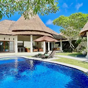 https://the-mutiara-jimbaran-boutique-villas.hotelsseminyak.net
